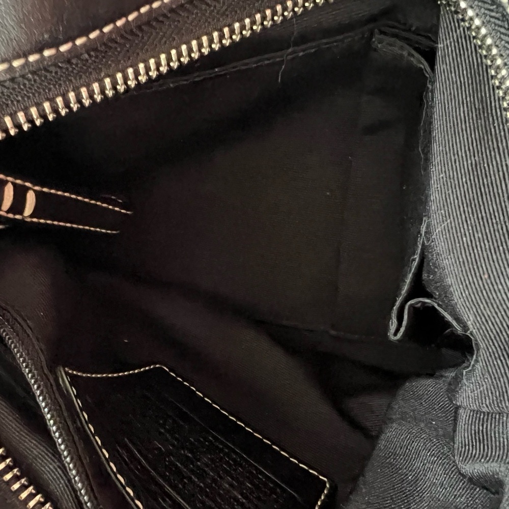 Coach Black Leather Soho Slim Duffle Shoulder/Crossbody Bag with Buckle Details - Picture 7 of 10